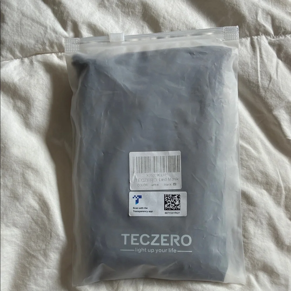 NWT- Teczero LED fiber optic rave face mask